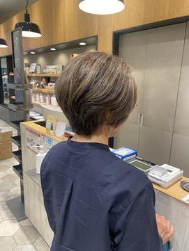 テラス アヴェダ ららぽーとエキスポシティー店(Terrace AVEDA) 白髪ぼかしハイライト