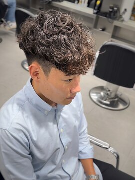 グルーマーズトウキョウ(GROOMER/S TOKYO) 【GROOMER/S 稲田】 スペインカールパーマ スタイル