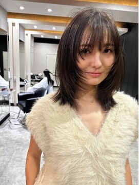 エイチ(H) 大人のフェイスレイヤースタイル