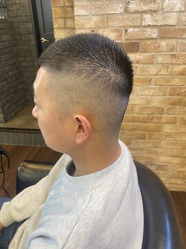 モナン 海老名(Monan) フェードカット/坊主フェード/メンズカット/短髪/スキンフェード