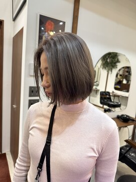 ルイ(ROUIS produced by LUCK 津田沼) グレージュカラー/津田沼