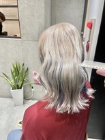 フェリア 渋谷(Feria)&nbsp;【Feria渋谷】ホワイトベージュ/インナーカラー/ブルー