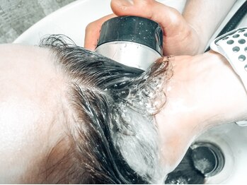 モーイ ヘア(Mooi hair)の写真/【話題のmarbb導入】大人女性から支持される電子トリートメント×本格ヘッドスパで心も髪もリフレッシュ♪