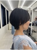 自然な丸みくびれショート