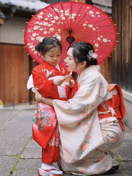 きものレンタルたまちゃんの写真/【東山/八坂神社すぐ】流行りの着物も多数ご用意！いつもとは違う”特別な一日”を華やかに彩ります◎
