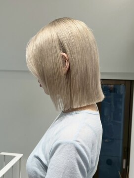 ラック 表参道(LUCK) ホワイトベージュ/ケアブリーチ/ブリーチ/表参道/原宿