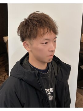 明るめアッシュメンズアシメカット