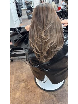 リファイン バイ アフィナー 本厚木店(Refine by Afinar) 【本厚木/本厚木駅】アッシュベージュ