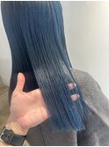 ミディアムストレート×ディープブルー★秋山