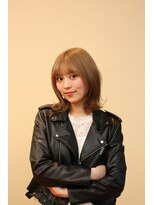 切りっぱなしシンプル外はねボブ