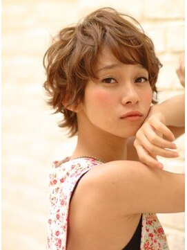 ネオリーブエクラ 上野御徒町店(Neolive eclat) アースカラーアンニュイショート