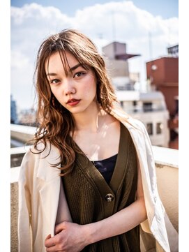 アンジュ ラヴィ(Ange Lavie) 大人可愛いふんわり春ウェーブ