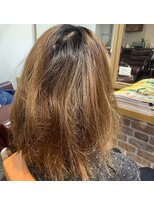 リワール 縮毛矯正専門店&nbsp;癖で広がってしまった髪も・・・