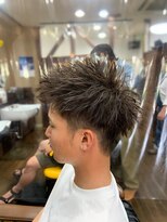 エイト(AITE)&nbsp;ツイストスパイラルパーマセンターパート<理容室>川口鳩ヶ谷20