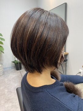 コンヤ(CON YA) ナチュラルショートボブ