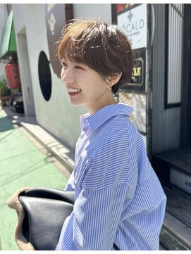 ウーフ(U-fu) 大人かわいいショートヘア