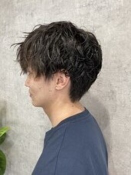 ムースヘアー(Muus hair)の写真/【松島2丁目徒歩4分】セットしやすく時短でキマる！柔らかい質感と束感で流行のメンズパーマ＊
