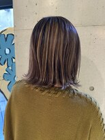 レジュアル(RESSUAL) 大人かわいい切りっぱなし外ハネハイライトボブ