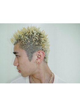 【当日割◎/口コミ◎/21時まで営業】ネオクラシックなバーバー ・ハンサムなメンズカット/フェード/パーマ