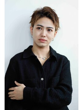 ホワイトボックス 我孫子店 アップバングショート