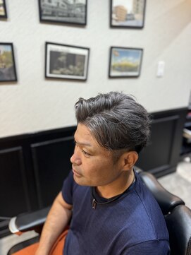 プラウド(PROUD) イケオジ　七三　シルバーカラー