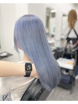 ワンズクロエ 原宿店(ONE's Chloe) くびれヘアアプリコットオレンジハイライトカラーブルーカラー