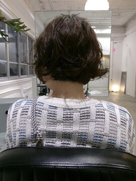 タート(Taat.) short bob curly