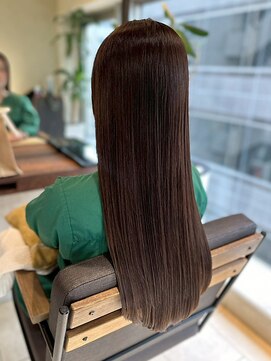 透明感ブラウンアッシュ/レイヤーカット/艶髪/髪質改善