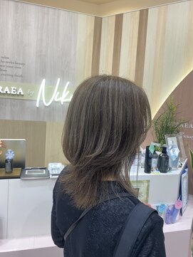 アストレアバイニケ(ASTRAEA by nike) お白髪ぼかしデザインハイライトカラー