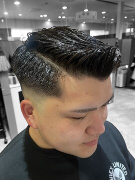 チュラバーバー 和泉中央店(CHURA BARBER) フェザーアップ