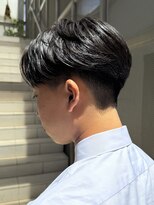 ニコ トウキョウ(nico TOKYO)&nbsp;ショートセンターパート×刈り上げ