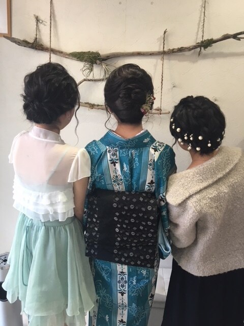 卒業式みんなでヘアセット