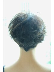 黒髪ムーブショート【ヘアリゾートアジア南浦和店】