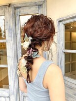 エイミーバイアフロート(amie  by afloat)&nbsp;【華やかアレンジ】人気の編み下ろし