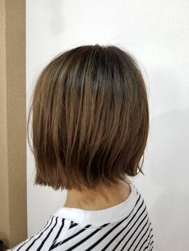 ビー(be) きりっぱなしボブ