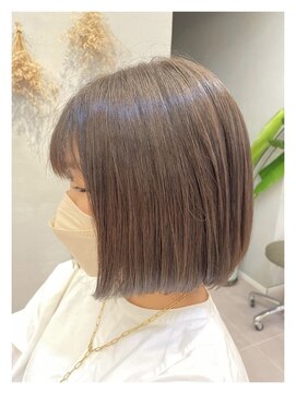 クシェル バイ リリア(kuschel by LILIA.) 大人内巻きボブ