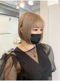 ミルクティーベージュ