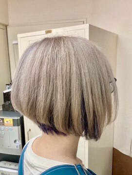 マティーナ ヘアー 池袋(Matina hair) 【前下がりボブ/インナーカラー/ショート】20代30代40代50代