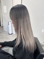 ヌークバイラヴェスト 四日市(neuk by lovest)&nbsp;シャドウルーツで海外風グラデーション