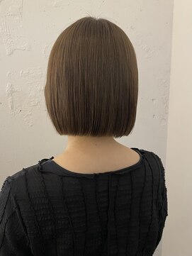 カウチ 板橋本町店(kauti) パツっとストレートボブ