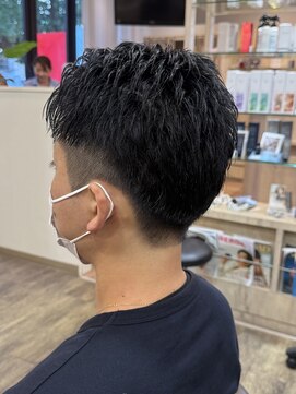 アルターリール(aL ter Rire) スパイキーショート/ブルーブラック/フェザーパーマ/杉田花乃