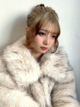 ヘアセット ヘアアレンジ ブリーチカラー 裾カラー ハイトーン