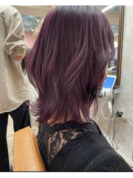 フィガロ ウメダ(FIGARO UMEDA) ミディアムレイヤーカット