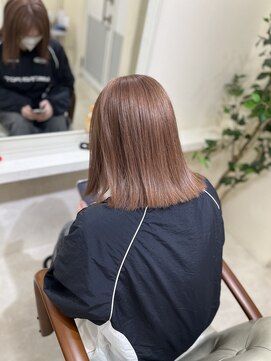 カリーナ(CARINA) ブリーチだからこそできる！ミルクティーブラウン