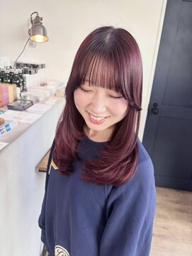 アーブル ヘアーアンドメイク(ARBRE) ブリーチなしチェリーレッドレイヤースタイル