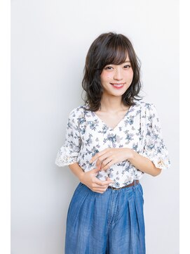 ヘアーズベリー 八戸ノ里店(hairs BERRY) ルーズでセミウエットな質感が大人のこなれたミディヘアに♪