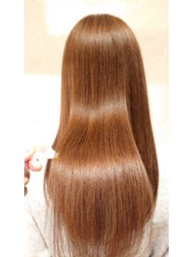 ヘアーミューズ リベロ(hair muse Livero) 【Ｌｉｖｅｒｏ】ツヤさらストレート×ブランジュ