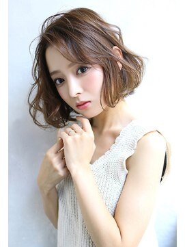 ラエティス(Laetus) 大人のマイナス５歳ボブ/ナチュラルローライトで立体感ＵＰ