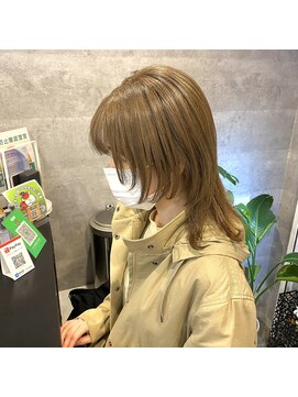 キャラ シャローネ 池袋(Chara Chalone) ウルフヘアのベージュカラー【池袋/池袋/池袋/岸雄一】