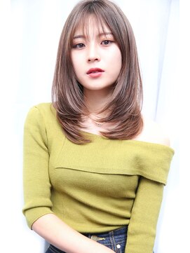 イルム(ILUM) ナチュラルミディアムレイヤー☆